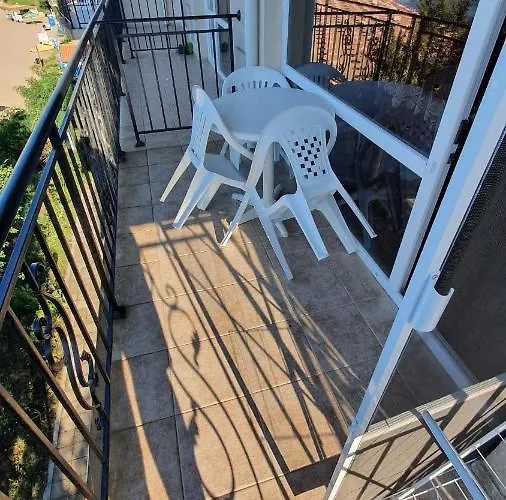 студия първа линия Apartamento Chernomorets